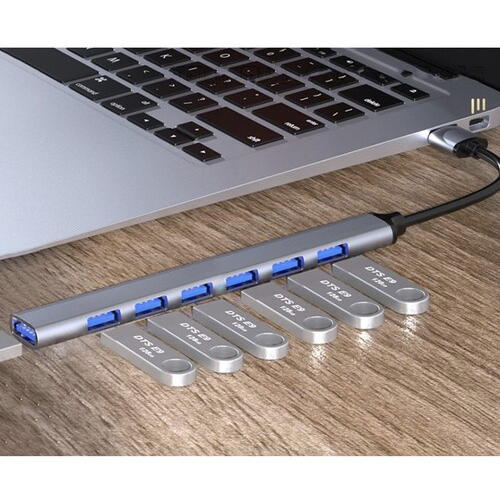 Adaptor Hub cu 7 porturi, Aluminiu