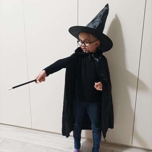 Costum De Halloween Pentru Copii, Magician - tip Harry Potter, 4 piese, Pelerina, Bagheta, Palarie si Ochelari