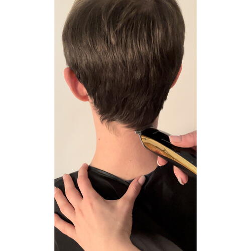 Masina de Tuns Barba si Parul 10 in 1, Autonomie 60 min, Nas, Urechi, Suport, Acumulator