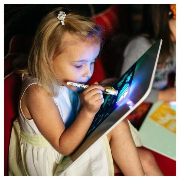 Tablita fosforescenta rescriptibila, interactiva, format A3, Pix Inclus, 40x30 cm