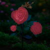Lampă solară de exterior tip 3 trandafiri, ideală pentru curte